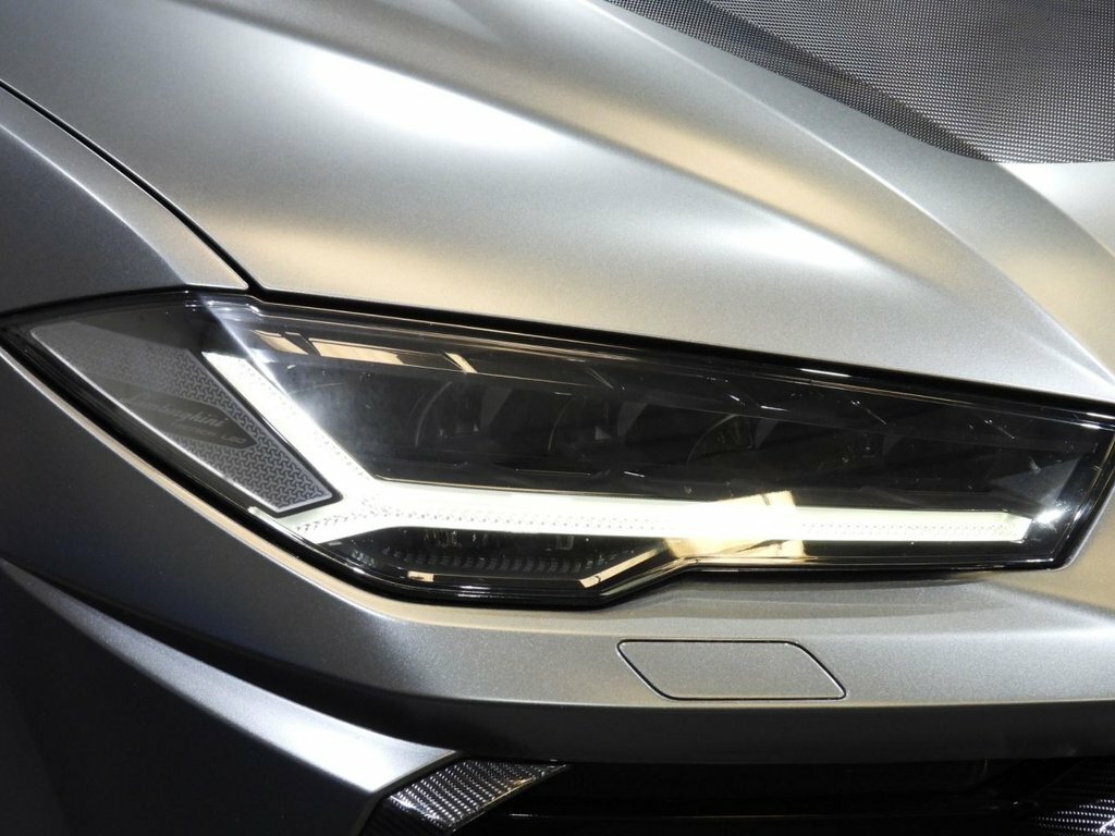 Lamborghini Urus 4L Null Grey #6