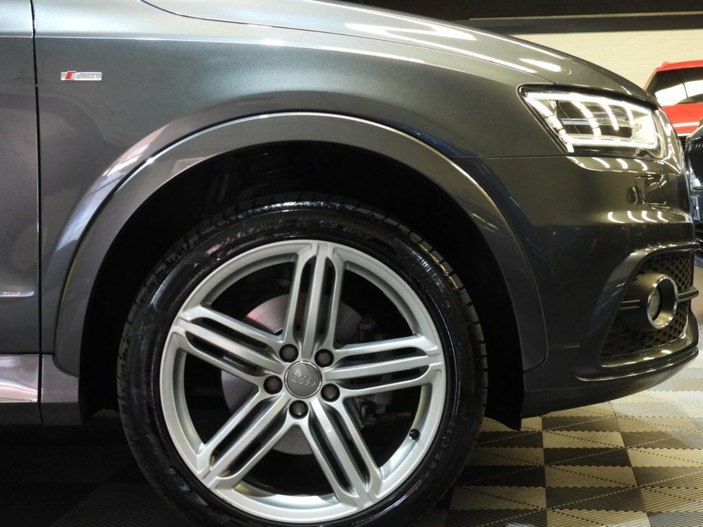 Audi Q3 2L S Line Grey #2
