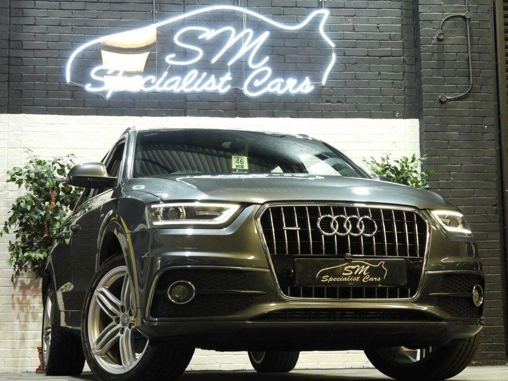 Audi Q3 2L S Line Grey