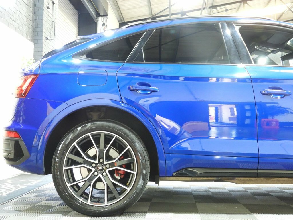 Audi Q5 2L Edition 1 YD73DYA Blue #4