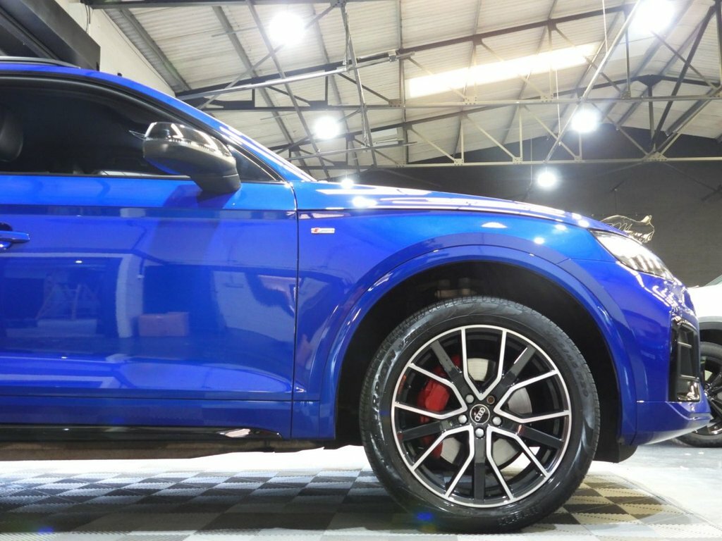 Audi Q5 2L Edition 1 YD73DYA Blue #2