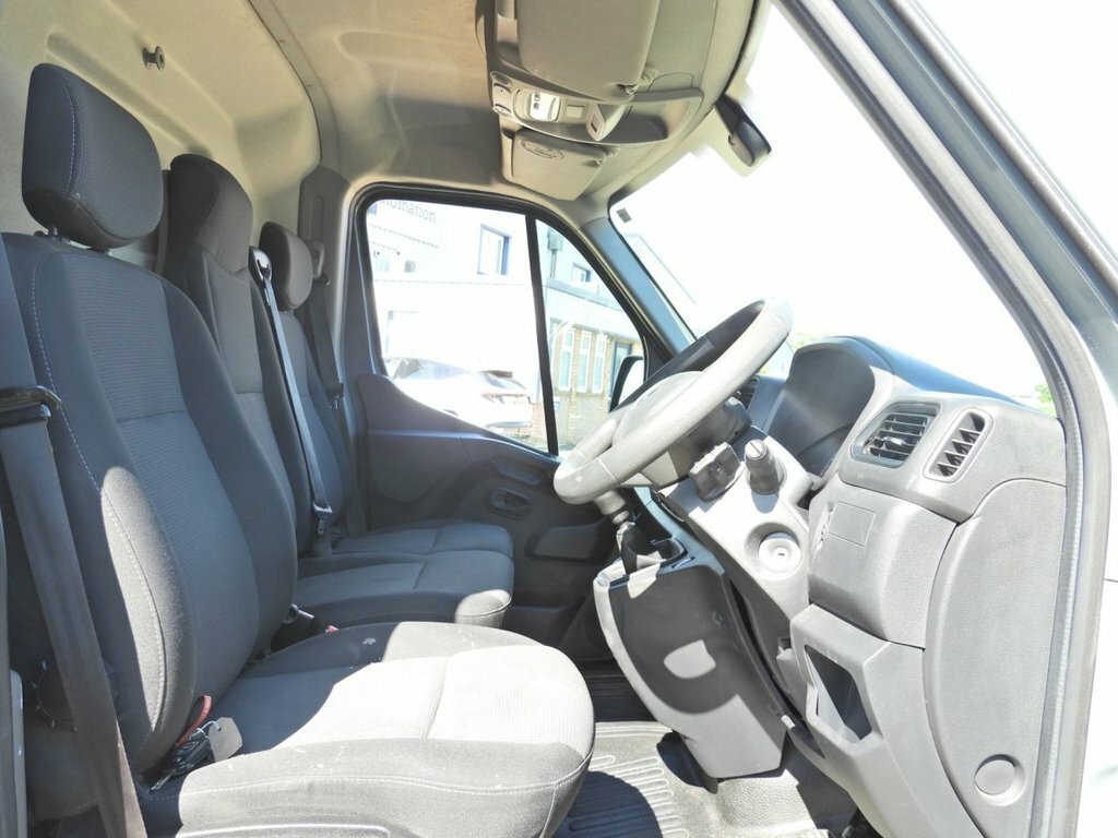 Renault Master Lwb Fwd Lm35dci 135 Business Medium Roof Van White #20