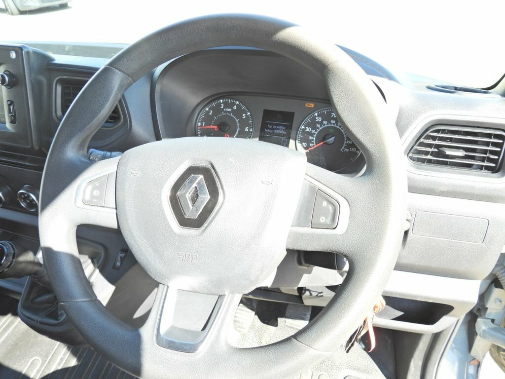Renault Master Lwb Fwd Lm35dci 135 Business Medium Roof Van White #23