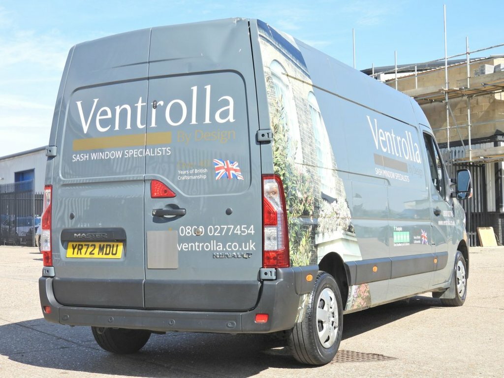 Renault Master Lwb Fwd Lm35dci 135 Business Medium Roof Van White #19