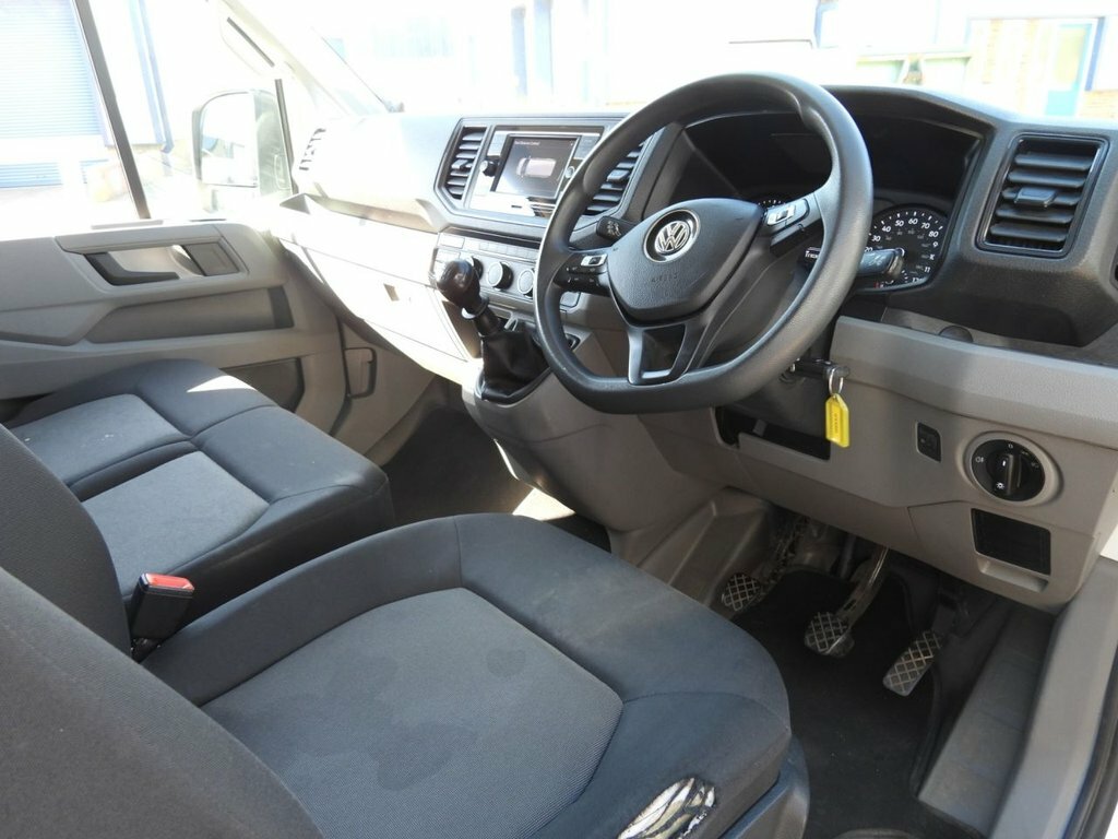 Volkswagen Crafter 2L Trendline White #3