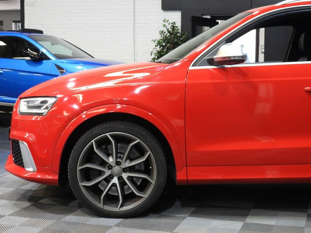 Audi RS Q3 Suv Red #2
