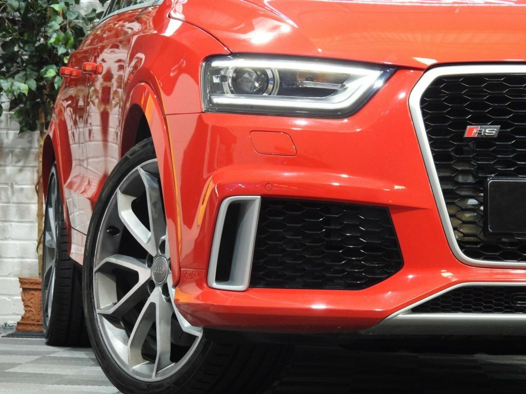 Audi RS Q3 Suv Red #2