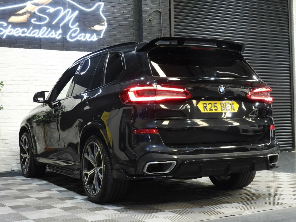 BMW X5 3L M Sport Black #4