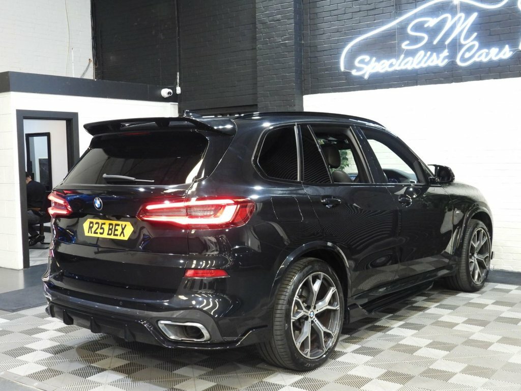 BMW X5 3L M Sport Black #6