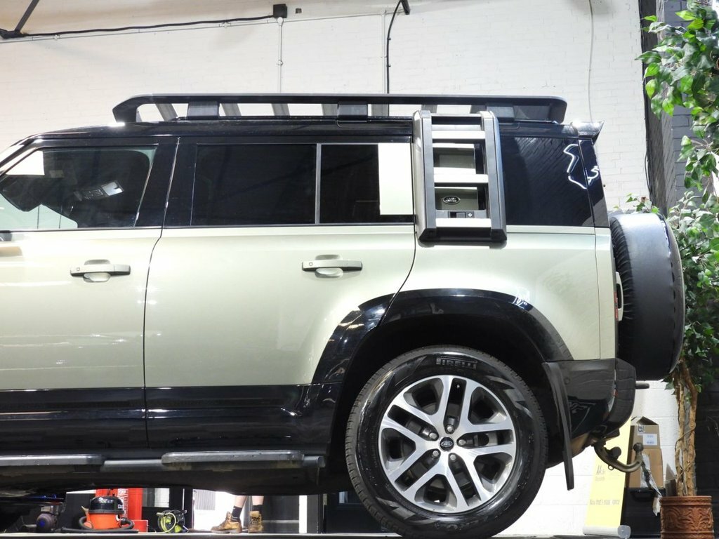 Land Rover Defender 110 3L X-dynamic Hse Green #3