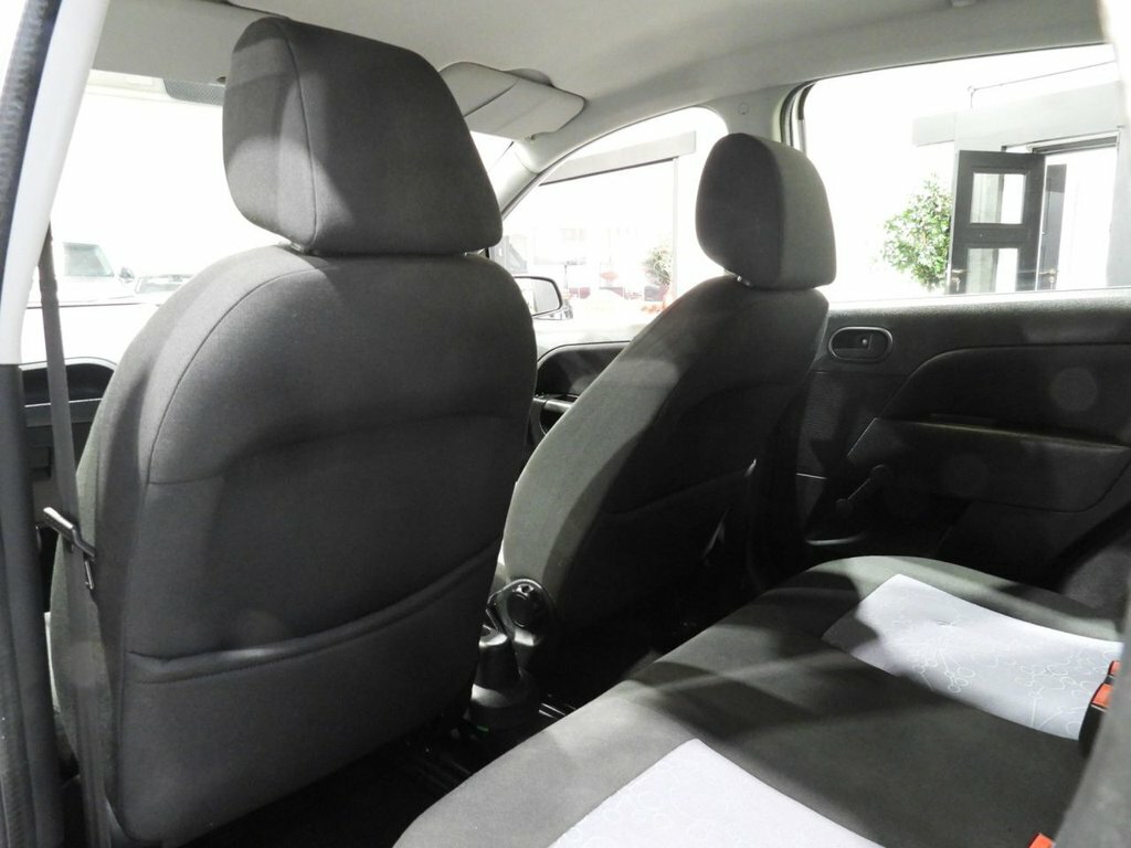 Ford Fiesta 1.6 Zetec S Awesome Car. A One Off 44,000 Mile Black #21