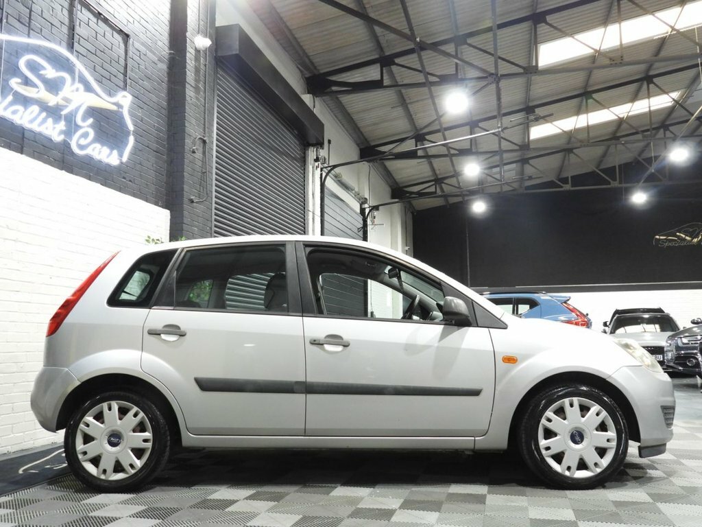 Ford Fiesta 1.6 Zetec S Awesome Car. A One Off 44,000 Mile Black #3