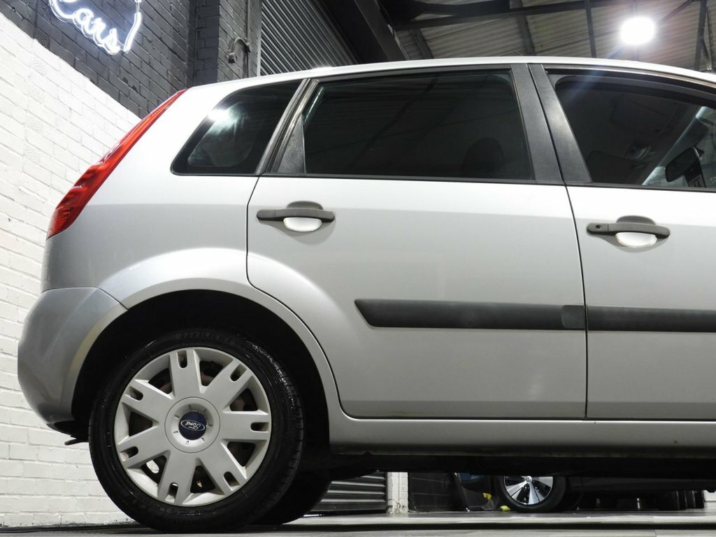 Ford Fiesta 1.6 Zetec S Awesome Car. A One Off 44,000 Mile Black #7