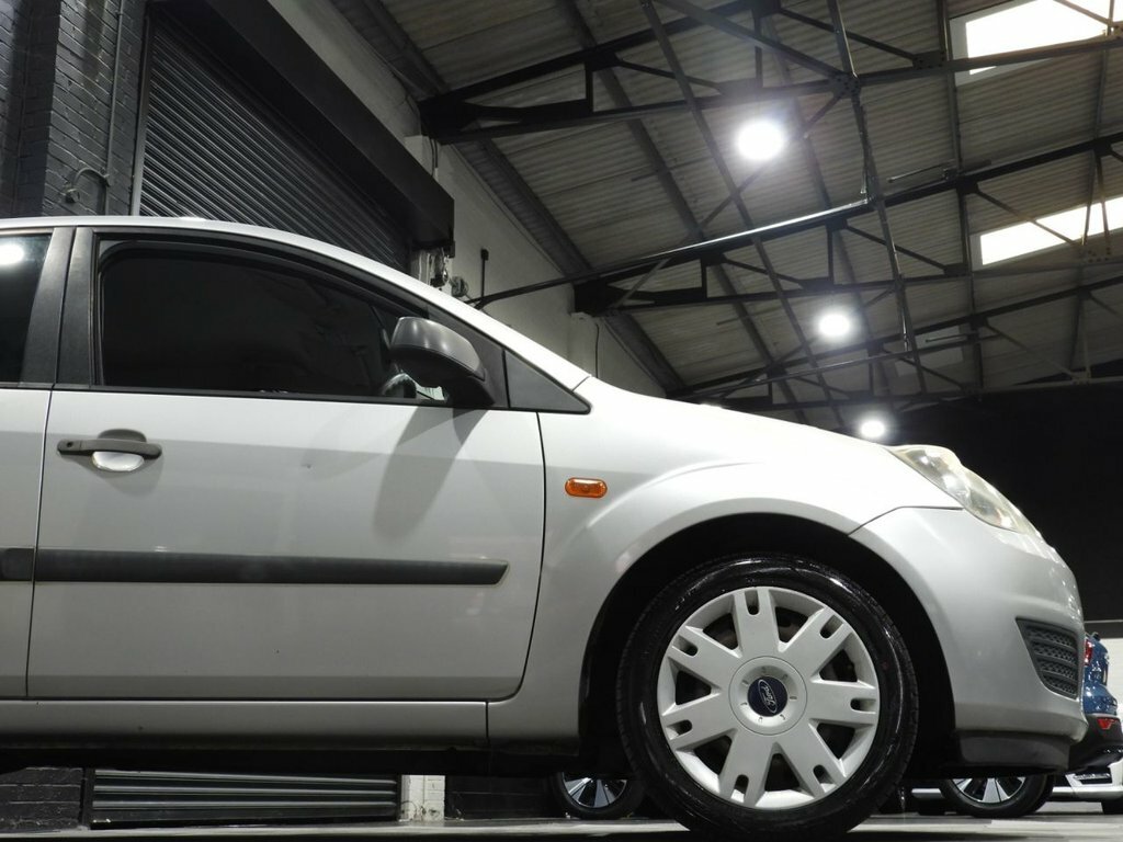 Ford Fiesta 1.6 Zetec S Awesome Car. A One Off 44,000 Mile Black #8