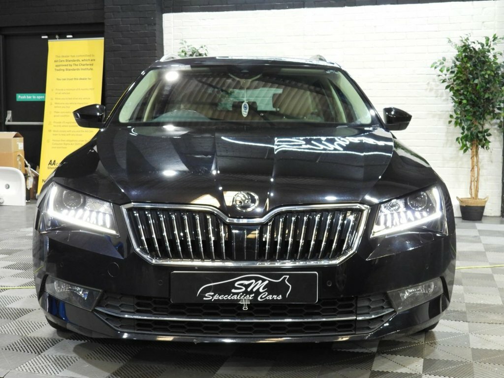 Skoda Superb 2L Laurin Klement Black #4