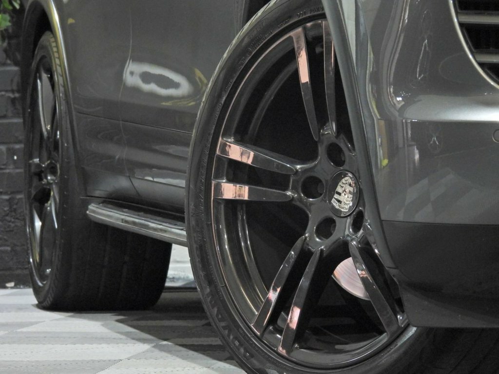 Porsche Cayenne Suv Grey #3