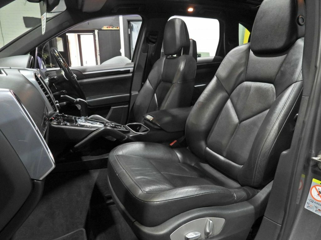 Porsche Cayenne 3L Null Silver #17
