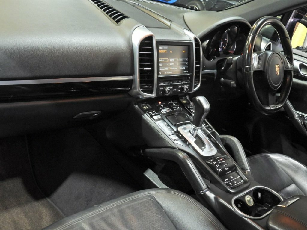 Porsche Cayenne 3L Null Silver #16