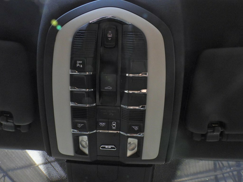 Porsche Cayenne 3L Null Silver #40