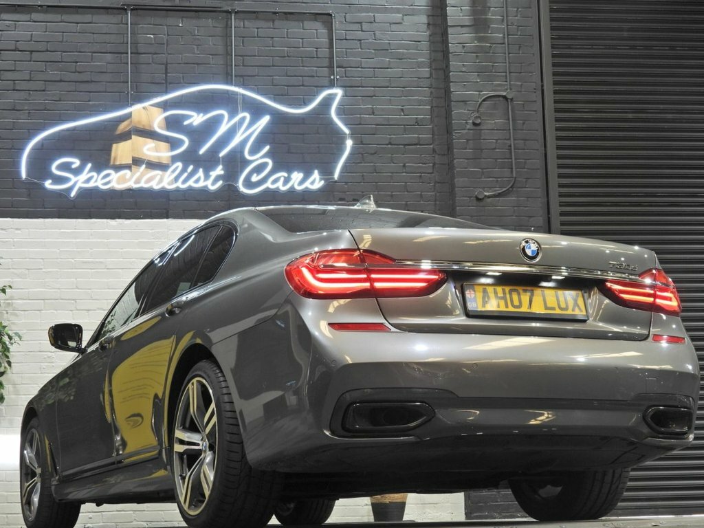 BMW 7 Series 3L M Sport Grey #2