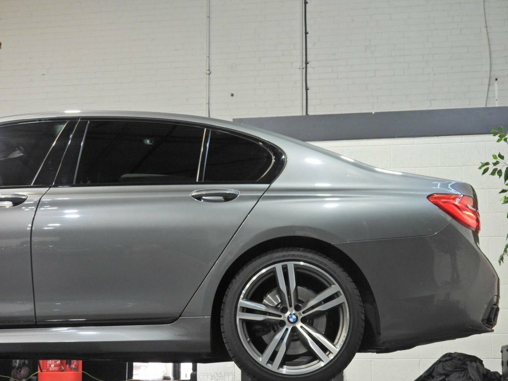 BMW 7 Series Silver #14