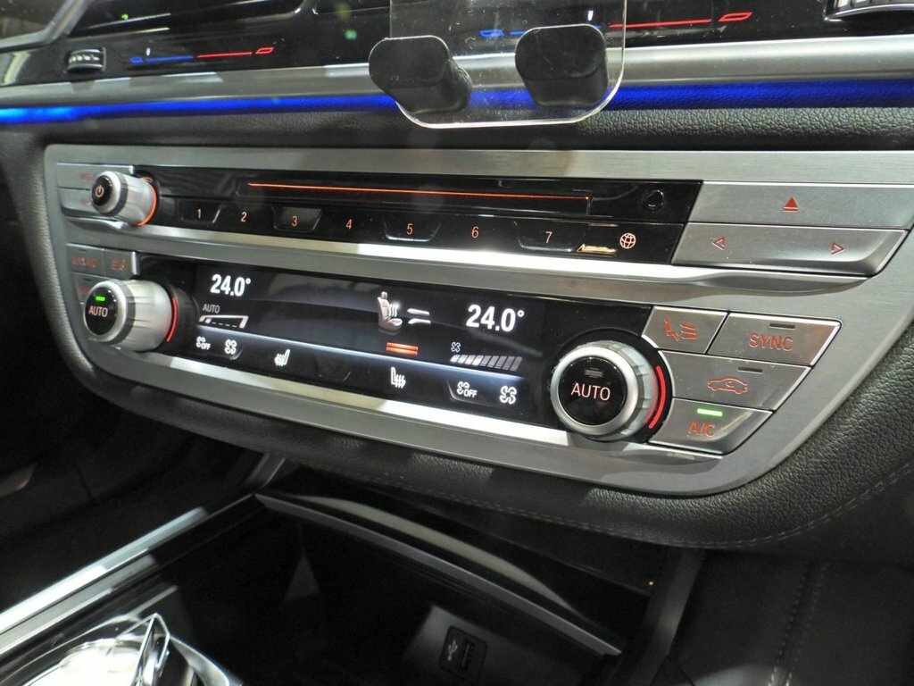 BMW 7 Series Silver #36