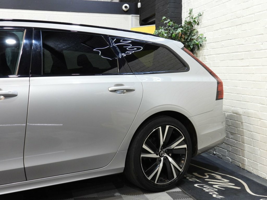 Volvo V90 2.0 B5p Plus Dark Blue #11