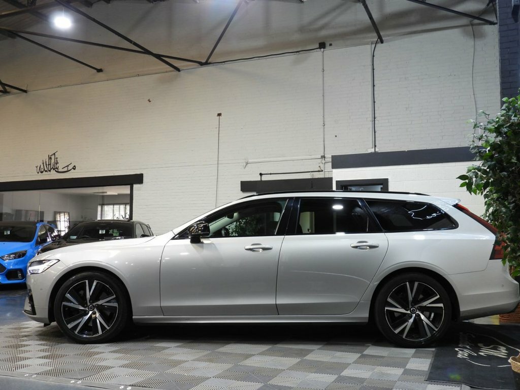 Volvo V90 2.0 B5p Plus Dark Blue #9