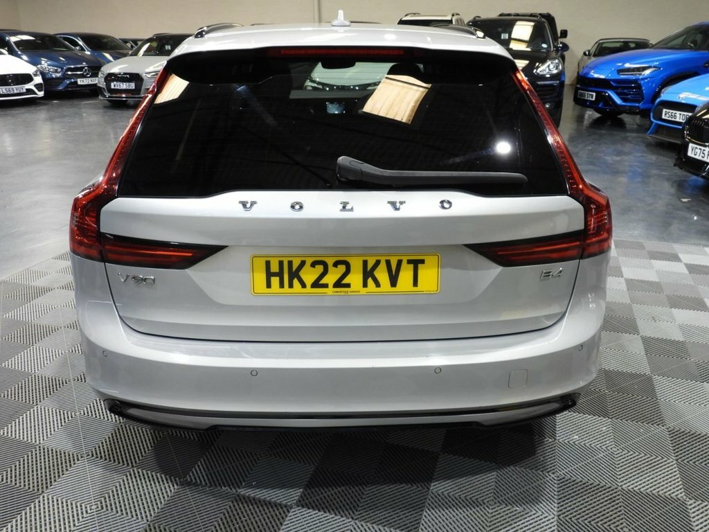 Volvo V90 2.0 B5p Plus Dark Blue #31
