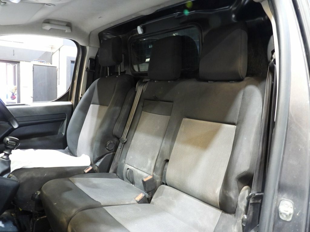 Toyota PROACE 2L 2.0D Design Medium Panel Van 6Dr White #23
