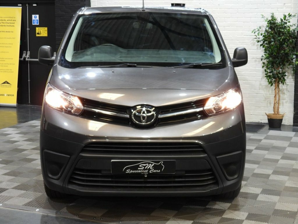 Toyota PROACE 2L Icon 6Dr Grey #3