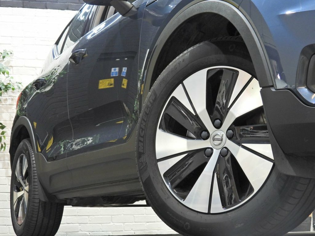 Volvo XC40 1.5L Core Blue #6