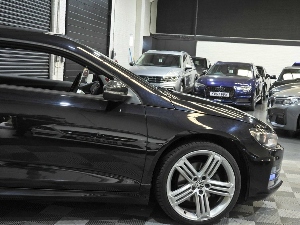 Volkswagen Scirocco 2L R-line Black #2