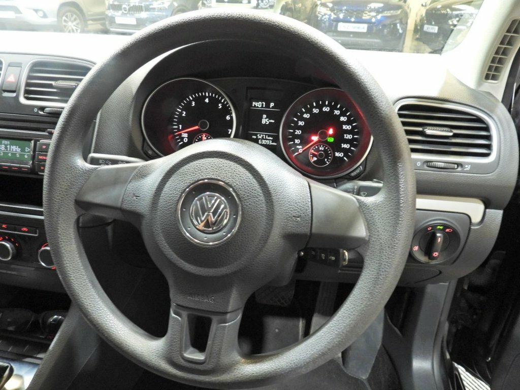 Volkswagen Golf 1.4 Tsi Match 122Ps  #26