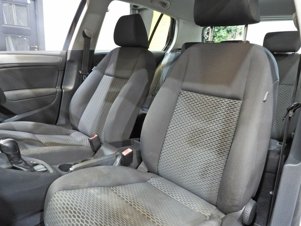 Volkswagen Golf 1.4 Tsi Match 122Ps  #17