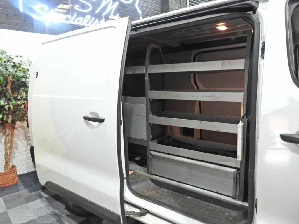 Fiat Scudo 2L Tecnico 6Dr White #15