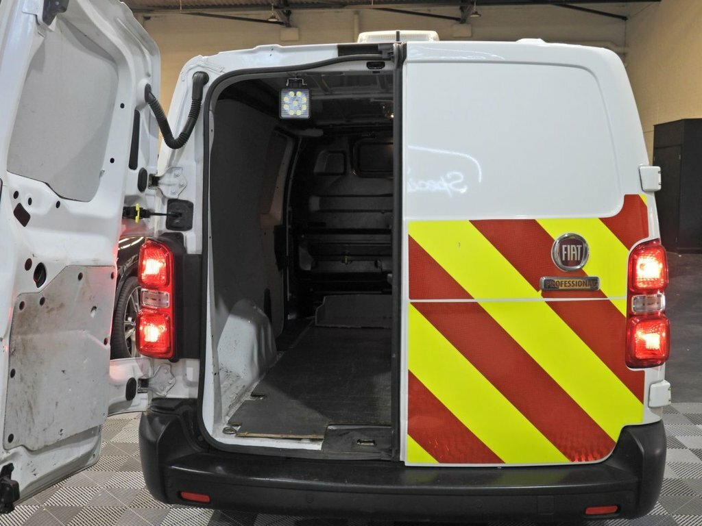 Fiat Scudo 2L Tecnico 6Dr White #52