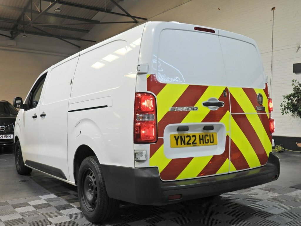 Fiat Scudo 2L Tecnico 6Dr White #2