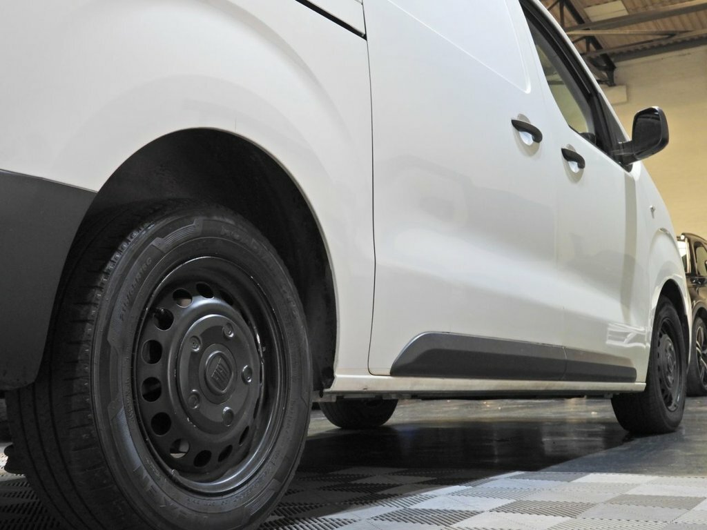 Fiat Scudo 2L Tecnico 6Dr White #44