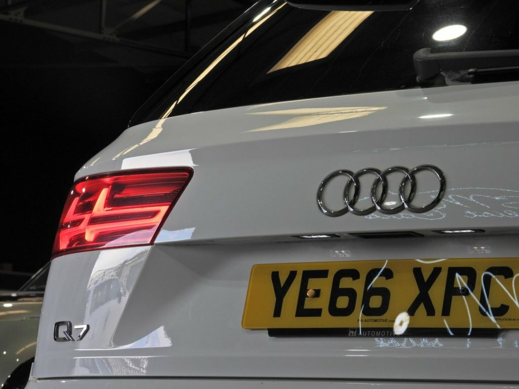 Audi Q7 3.0L Tdi Quattro S Line 269 Bhp Black #34