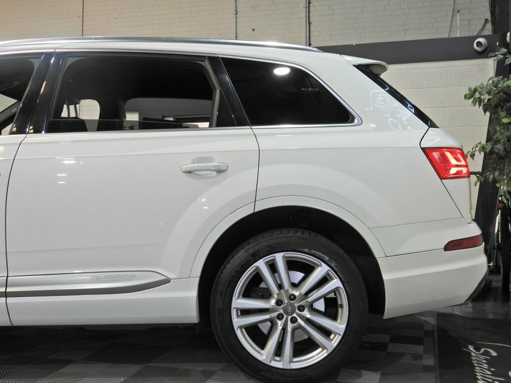 Audi Q7 3.0L Tdi Quattro S Line 269 Bhp Black #13