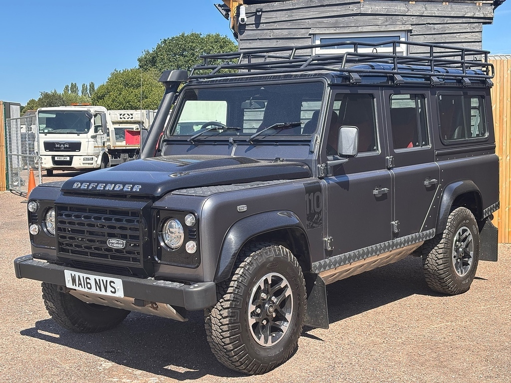 Land Rover Defender 110 Tdci Adventure Grey #3
