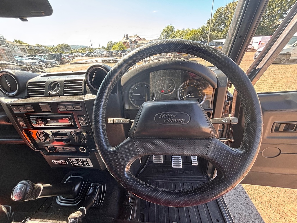 Land Rover Defender 110 Td Xs Station Wagon Black #16