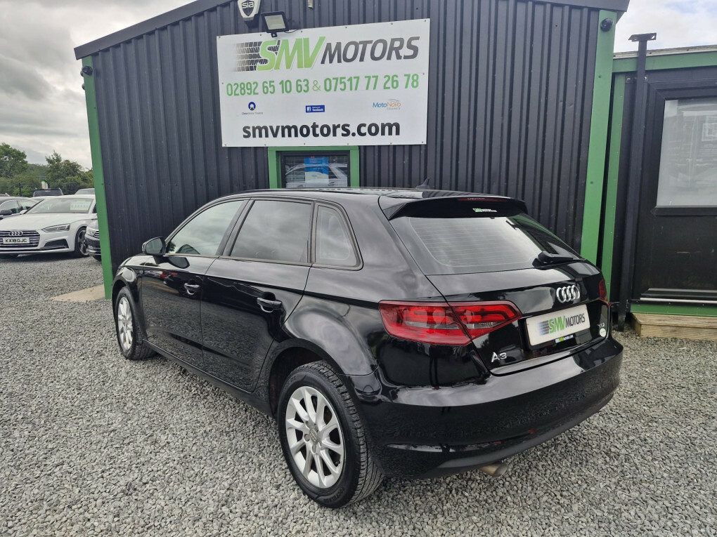 Audi A3 Sportback Se Tdi Black #4