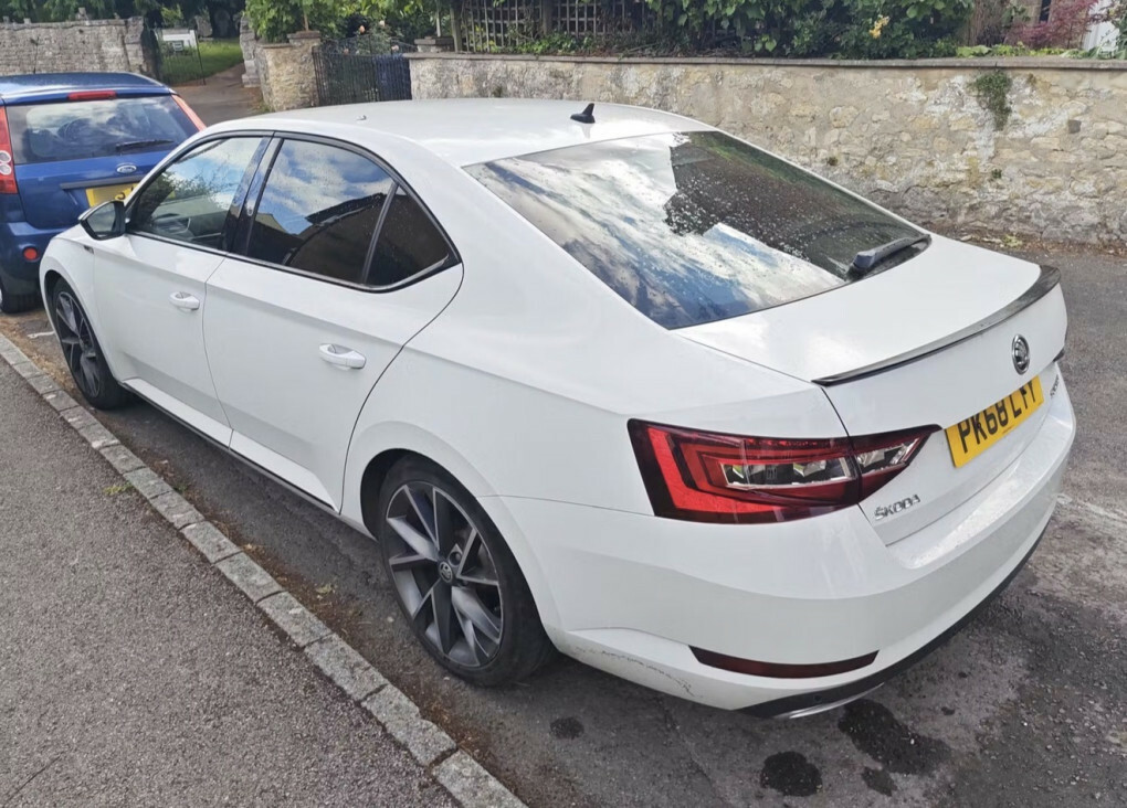 Skoda Superb Sportline Tdi  #2