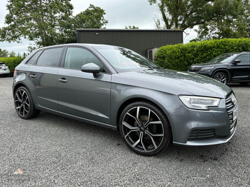 Audi A3 30 Tdi 116 Se PK68CXE Grey #2