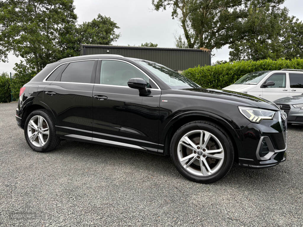 Audi Q3 40 Tdi Quattro S Black #3