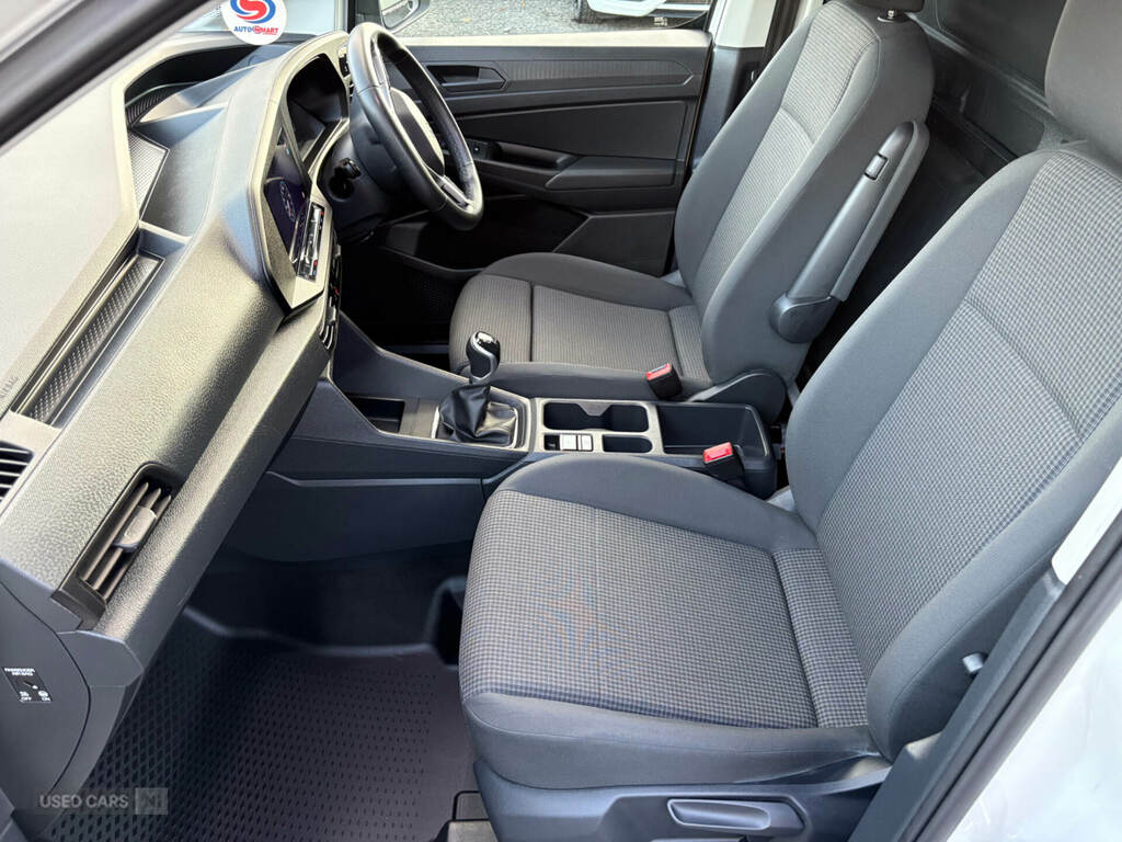 Volkswagen Caddy C20 Cargo Commerce Pro Swb 114 Ps 1.5 Tsi 7Sp Dsg Grey #16