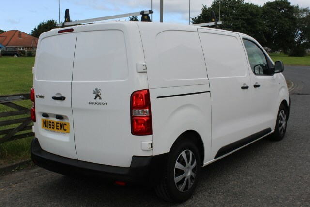Peugeot Expert Bluehdi Professional L1 White #3