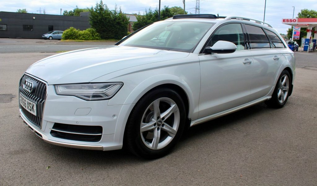 Audi A6 Allroad 3L Sport White #5
